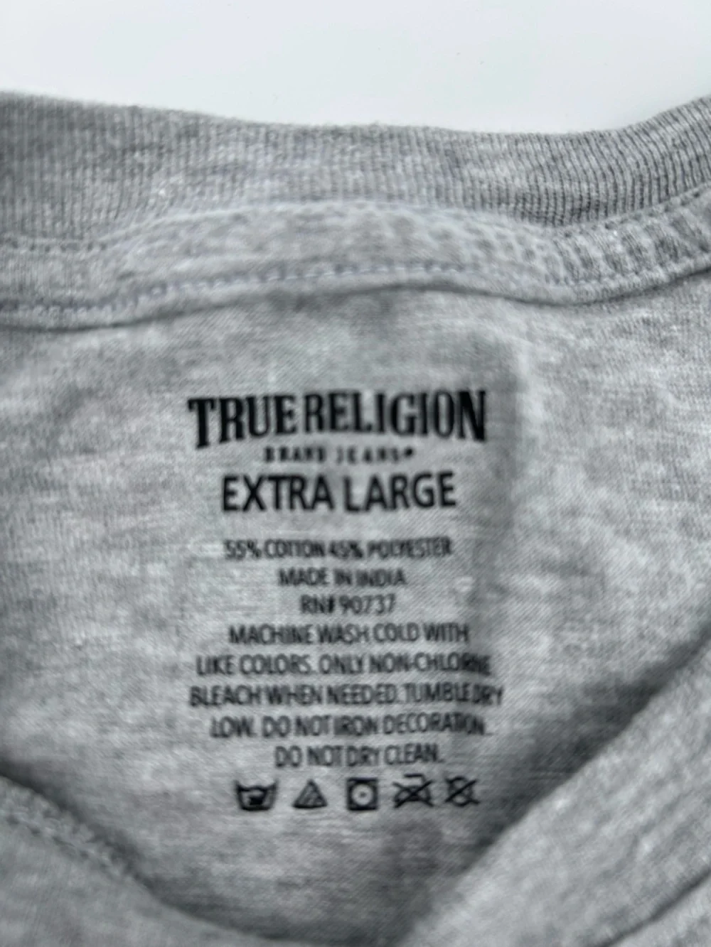 True Religion Men's Heather Gray Crew Tee with Red Horseshoe Accent. XL